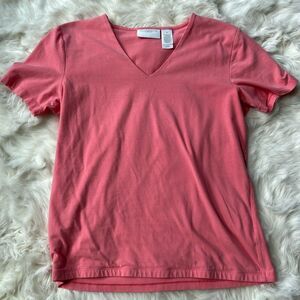Vintage Liz Claiborne Lizsport v-neck T-shirt